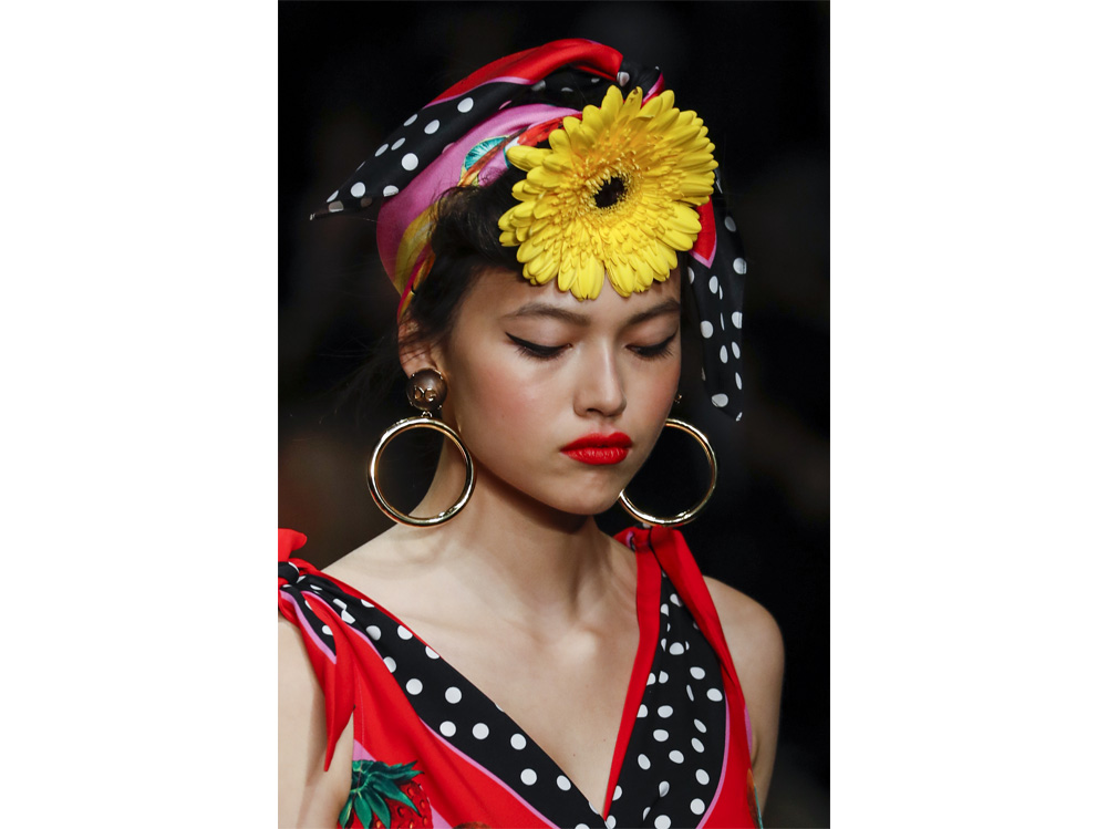 fasce-capelli-come-portarle-10