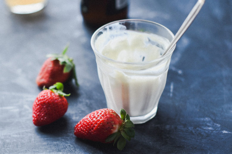 Dieta dello yogurt: 5 giorni per sgonfiare la pancia e depurarsi