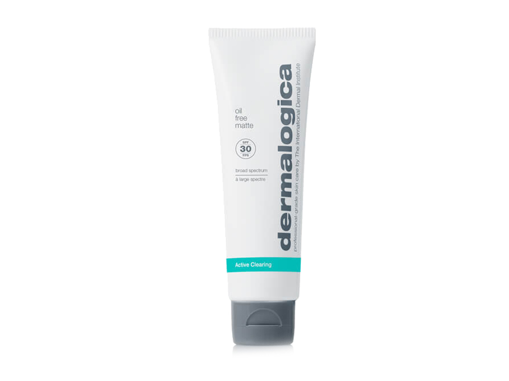 oil-free-matte-spf30_143-01_590x617