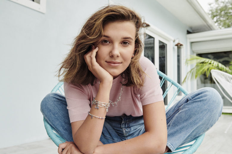 I gioielli super estivi “Pandora Me” disegnati dall’attrice Millie Bobby Brown