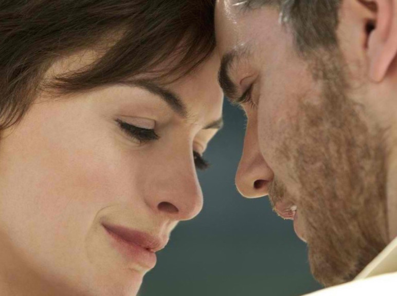 Anna Hathaway coppia