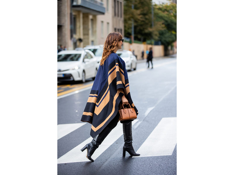 _Carlotta-Rubaltelli-seen-wearing-Chloe-cape