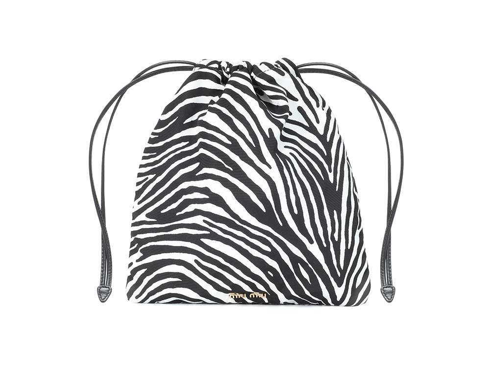 borsina-in-tessuto-miu-miu-190-su-mytheresa