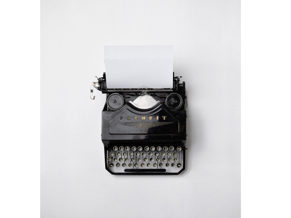 03-macchina-da-scrivere