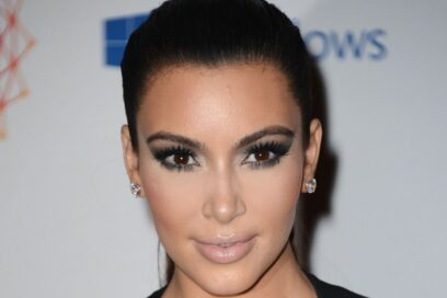 Drama-smokey-eyes-Kim-Kardashian-800×599