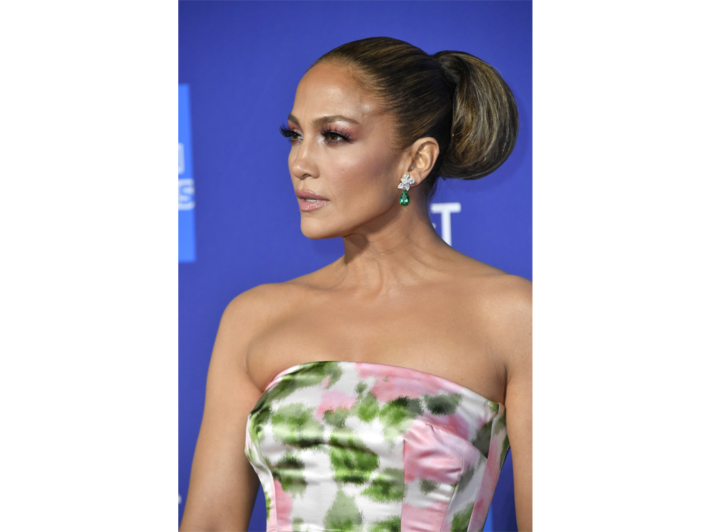 jennifer-lopez-capelli-2020-01