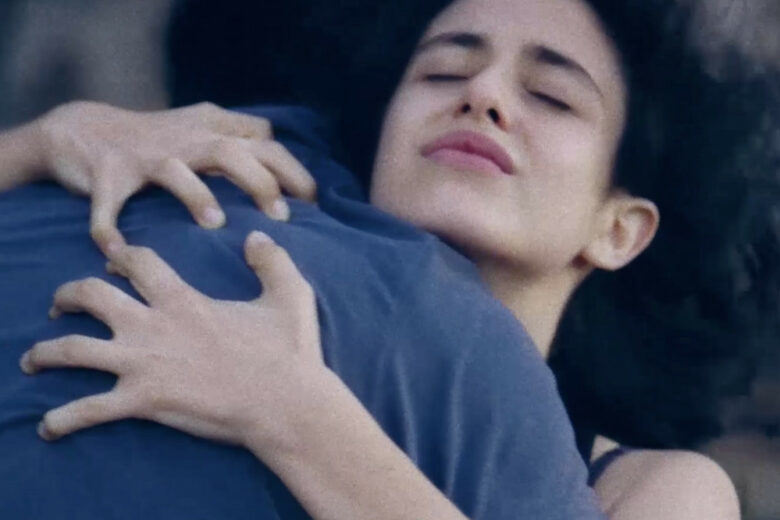 “Ora più che mai”: quell’abbraccio che vorremmo racchiuso in cuore by Crivelli