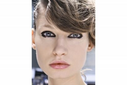 Eyeliner-tendenza-trucco-primavera-estate-2017-17-800×599