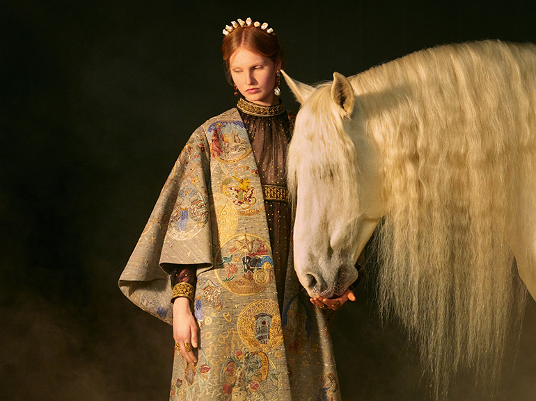 COVER-dior-haute-couture-MOBILE