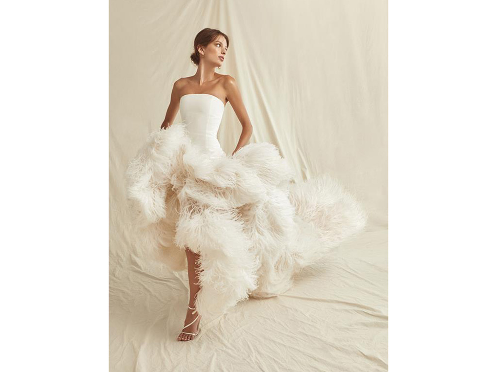 Oscar_de-_la_Renta_Spring_2021_Bridal_Look_1_637358765200147889