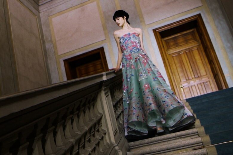 L’emozionante “Omaggio a Milano” di Giorgio Armani Privé
