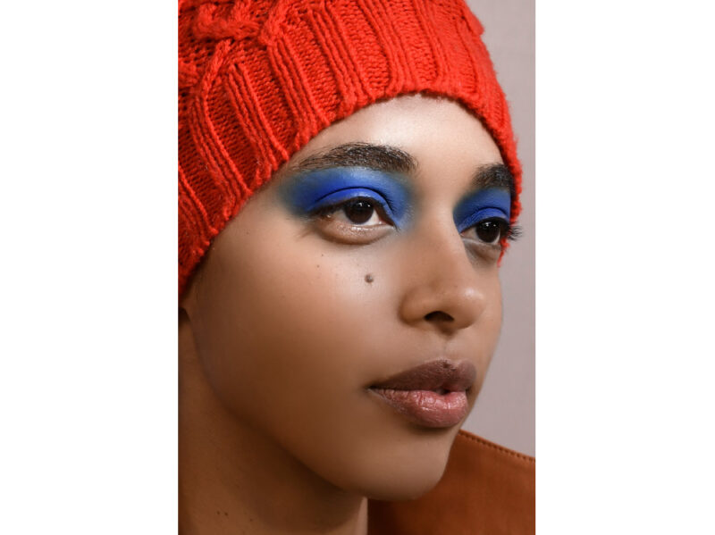 tendenza-trucco-blu-autunno-inverno-2018-2019-3-1