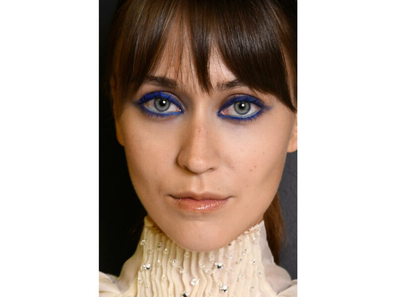 tendenza-trucco-blu-autunno-inverno-2018-2019-5