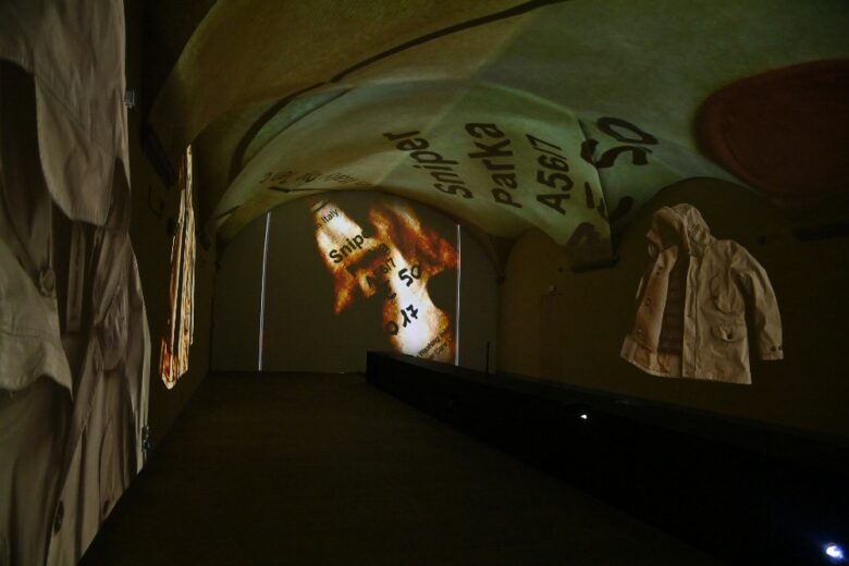 Ten C presenta “The Juggernaut Installation” a Pitti 99