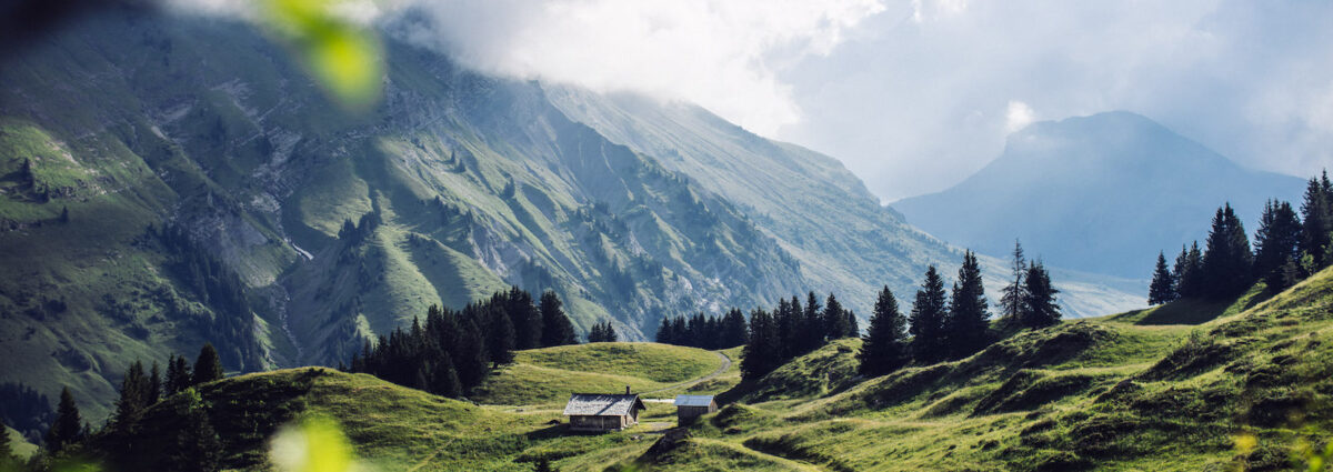 cover-clarins-bellezza-sostenibile-desktop