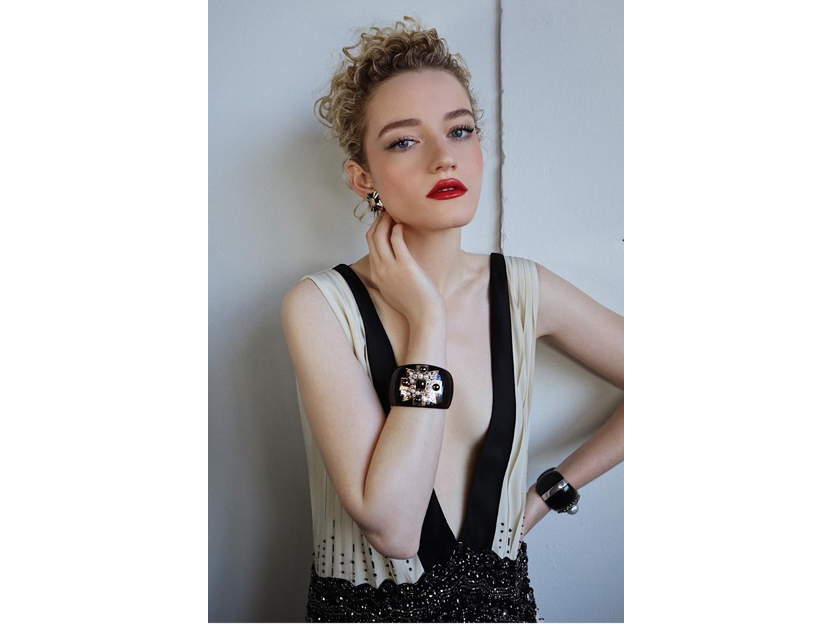 golden-globes-2021-beauty-look-star-07