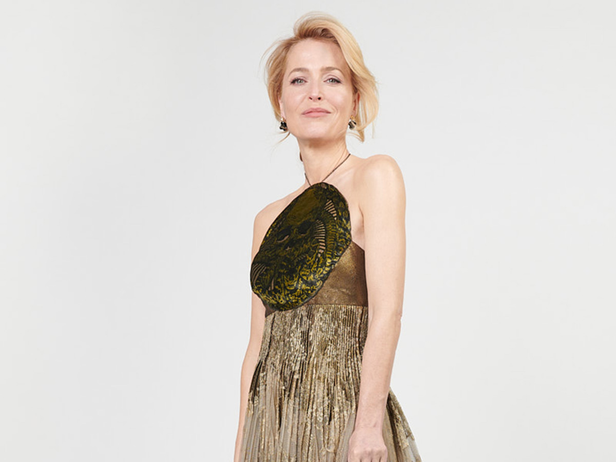 golden-globes-2021-beauty-look-star-13