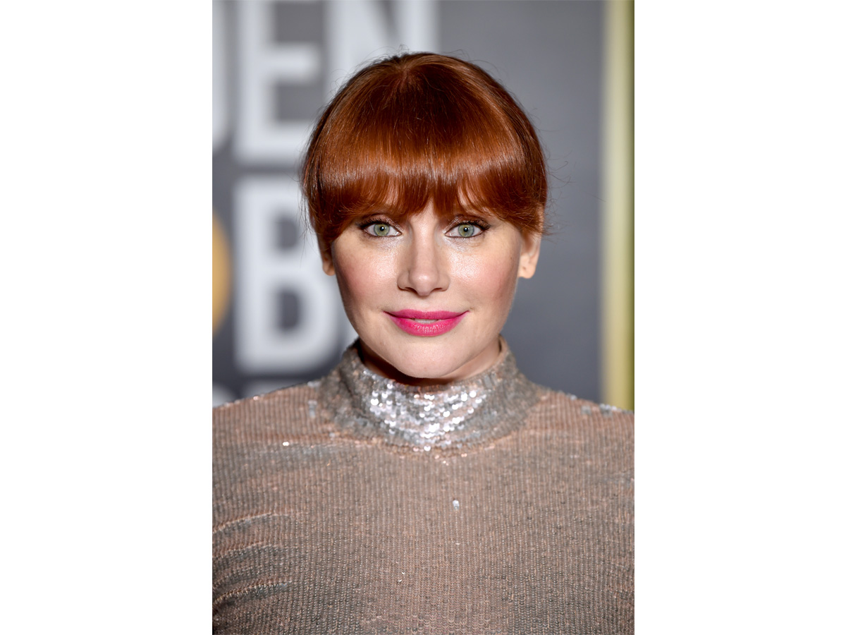 golden-globes-2021-beauty-look-star-18