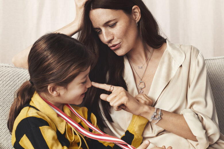 “Grazie per esserci sempre”: i nuovi gioielli Pandora per rendere omaggio a tutte le mamme