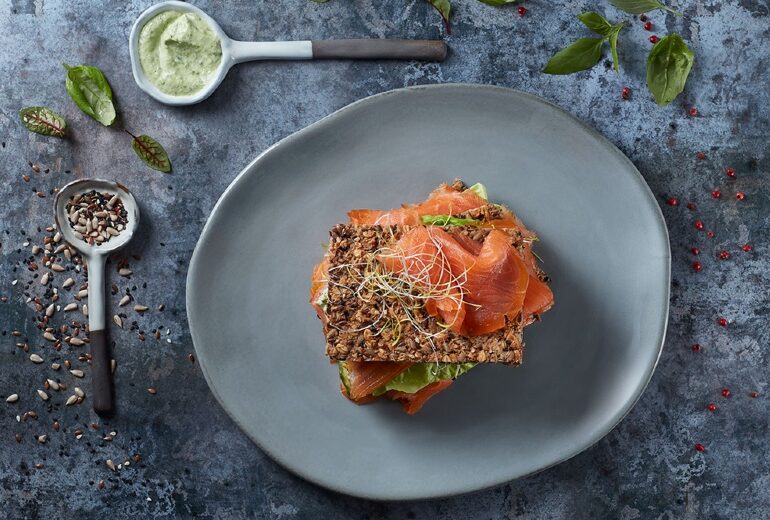 3 ricette fresche col salmone affumicato da provare quest’estate