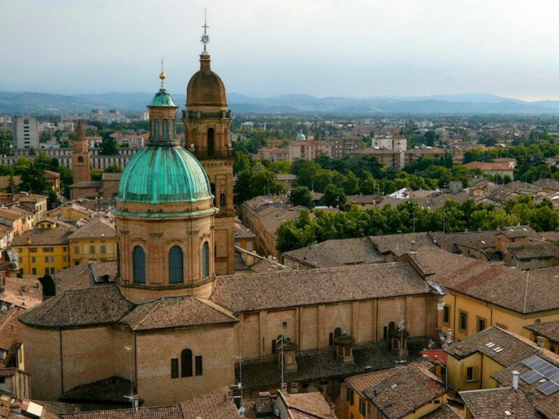 A passeggio per Reggio Emilia dove andare e cosa vedere Grazia.it A passeggio per Reggio Emilia dove andare e cosa vedere Grazia.it