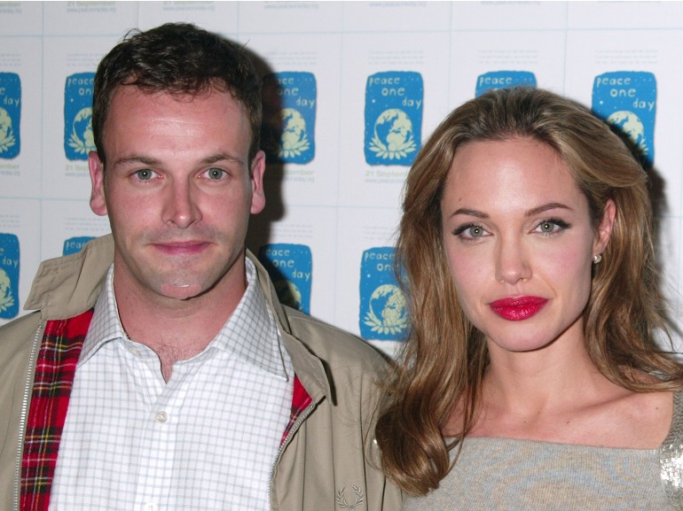 angelina jolie Jonny Lee Miller hero