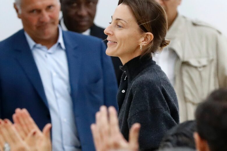 Forse questa è la “breaking news” che stavate aspettando: Phoebe Philo torna a sfilare con un brand tutto suo!