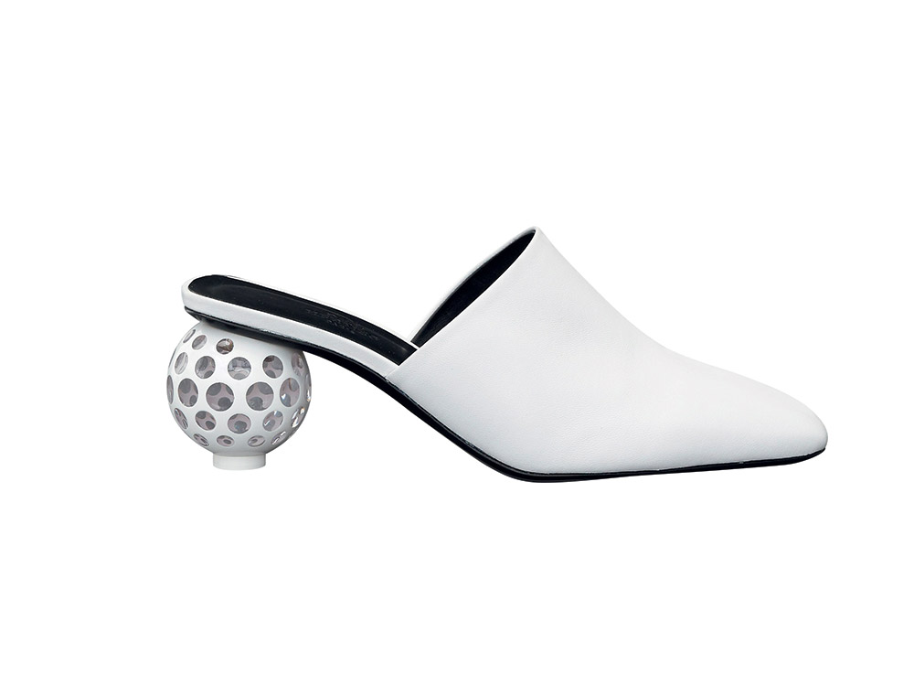 hermes-Mule-en-nappa–Objets-AH21–Hermes–Studio-des-Fleurs