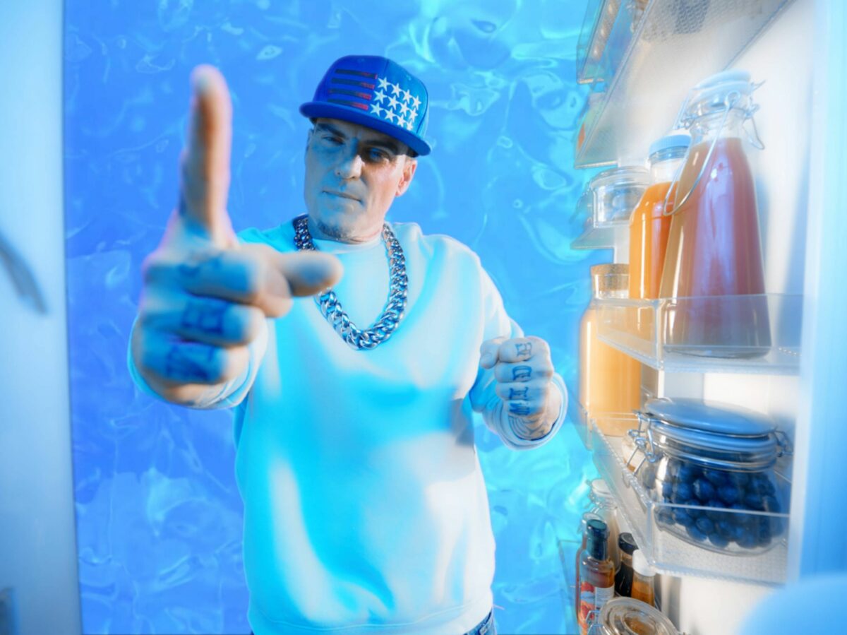 Samsung x Vanilla ICE (2)