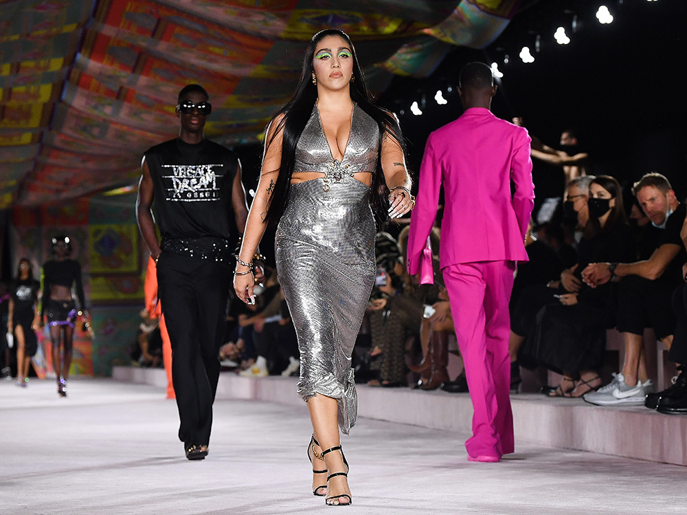 lourdes-leon-versace-