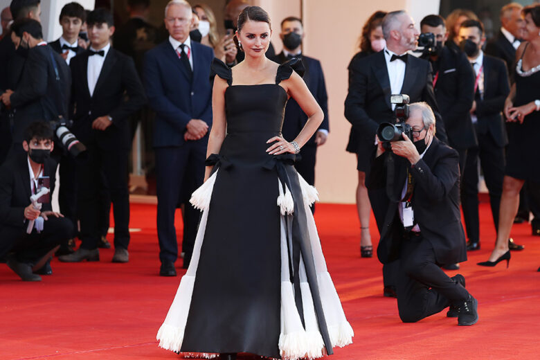 Penelope Cruz: «Oggi chi mi guarda vede una femminista»