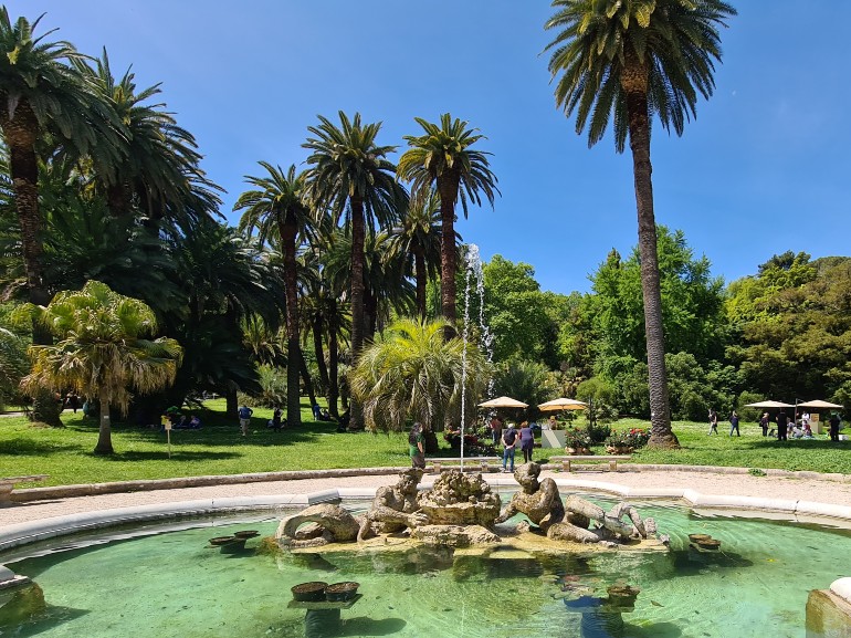 Fontana dei Tritoni Orto botanico Roma