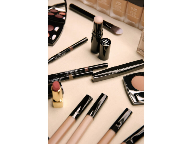 chanel-make-up-primavera-estate-2022-01