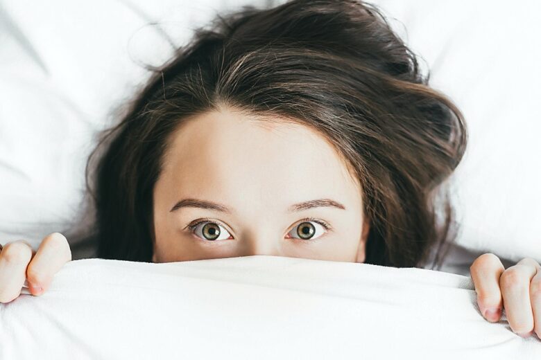 5 segnali che indicano una mancanza di sonno (e come rimediare)