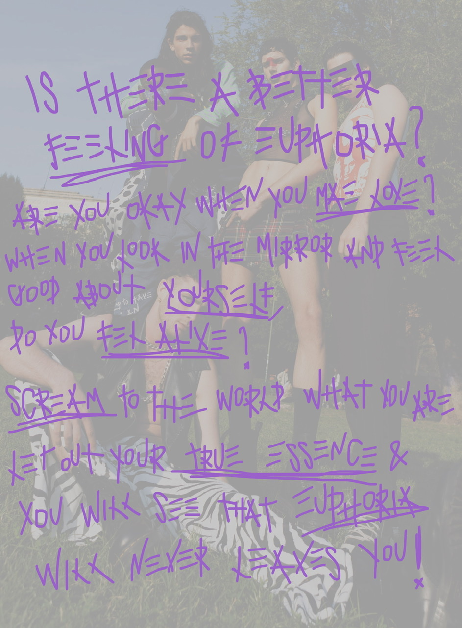 2DCCFBD4-776E-4C2D-8879-694049C77089