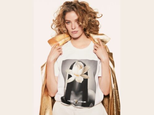 Marina Rinaldi: 6 t-shirt con protagonisti i fiori per celebrare l'unicità