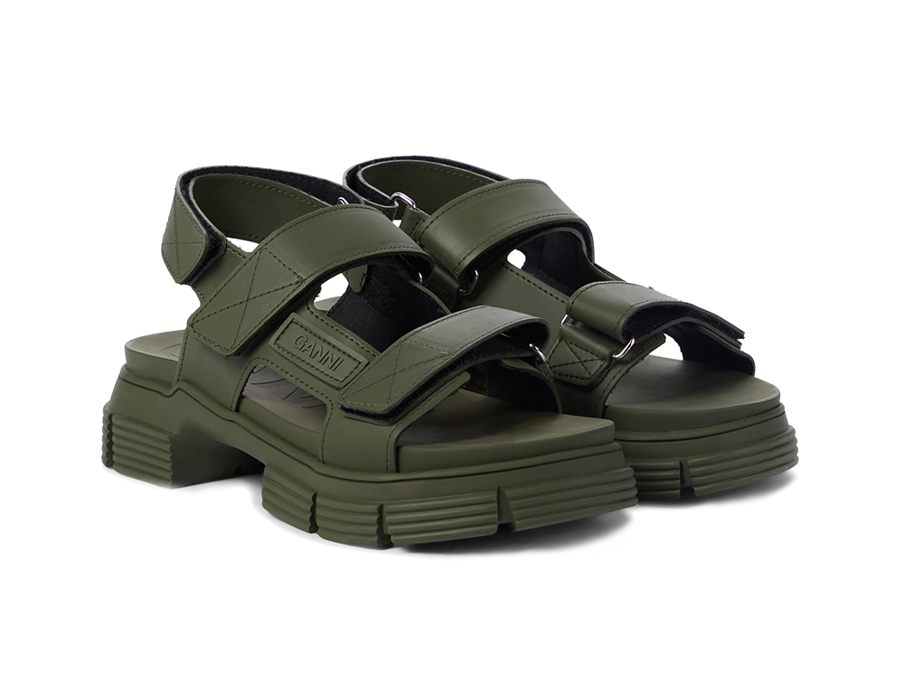 trekking-sandals-in-saldo-su-mytheresa-117-euro