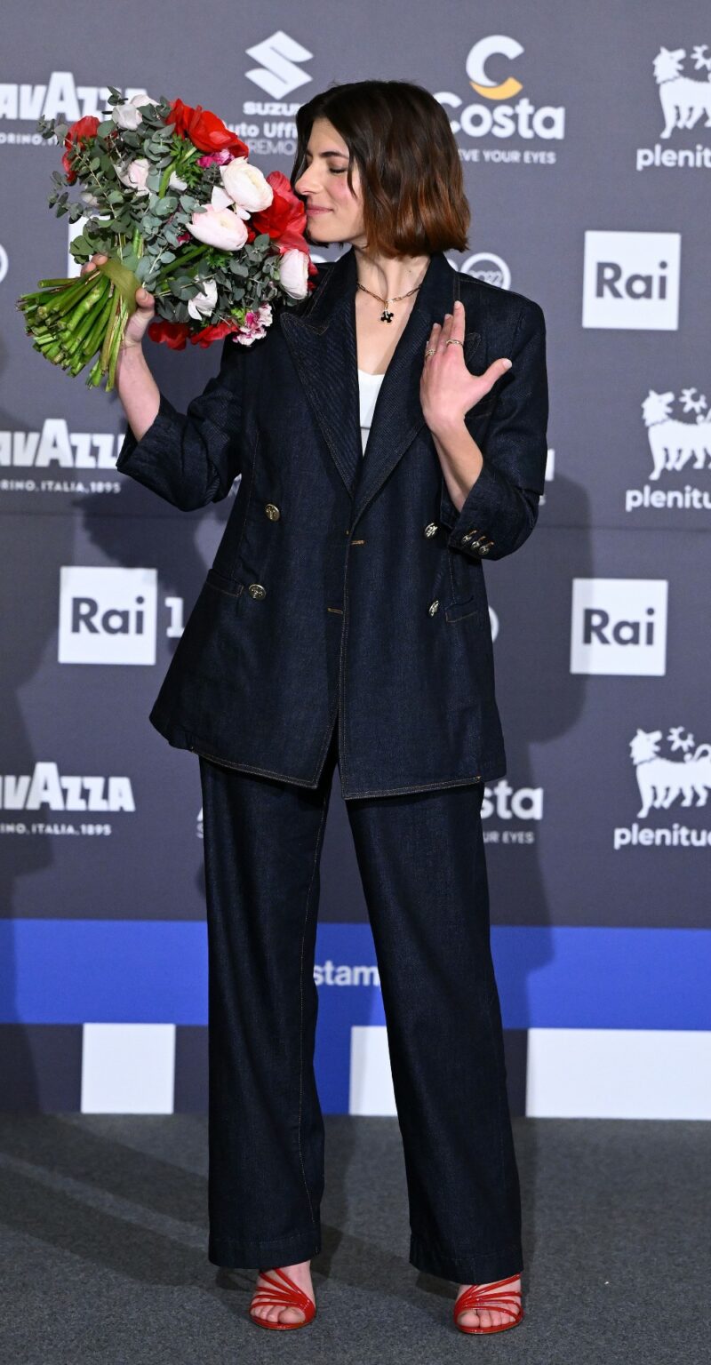 Maria Chiara Giannetta: gli abiti della conduttrice di Sanremo 2022