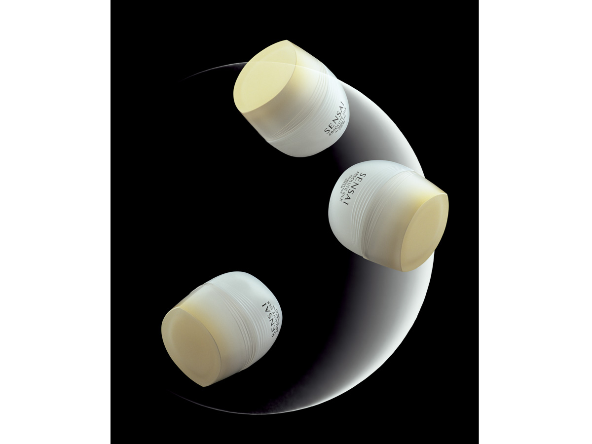 sensai-illuminative-cream-01