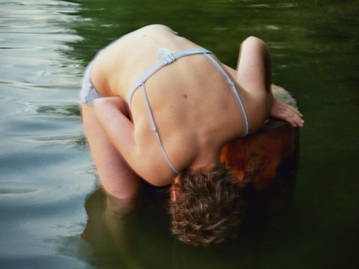 A soft gaze at intimacy ļ MEGAN AUER