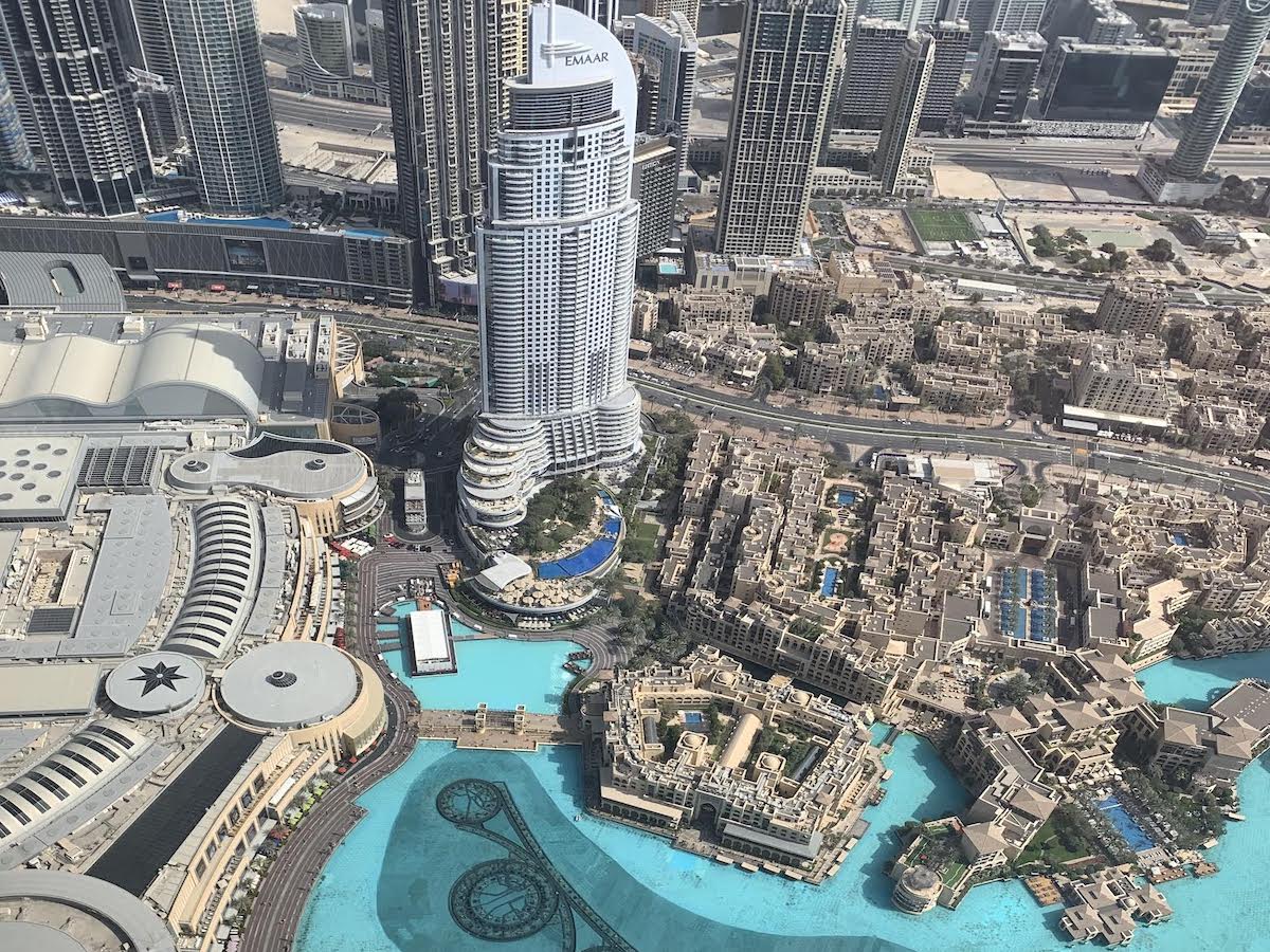 Dubai vista dal ristorante Atmosphere