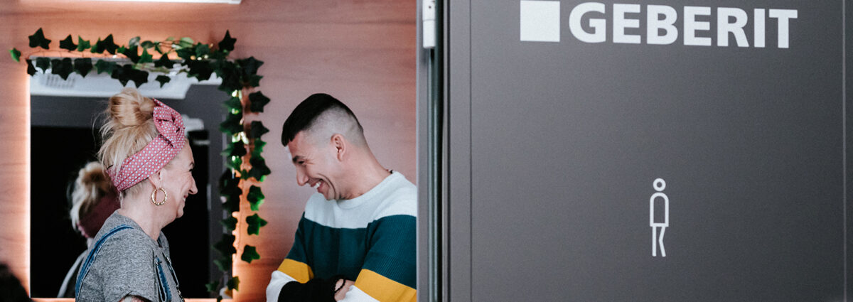 Geberit AquaClean, il bagno diventa social con La Pina e Diego cover dk