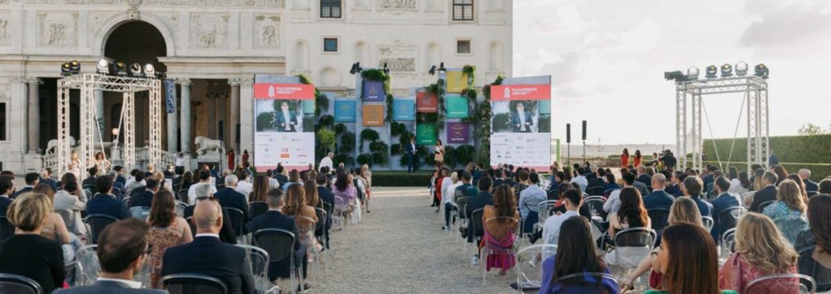 MYLLENNIUM AWARD 2022- hero