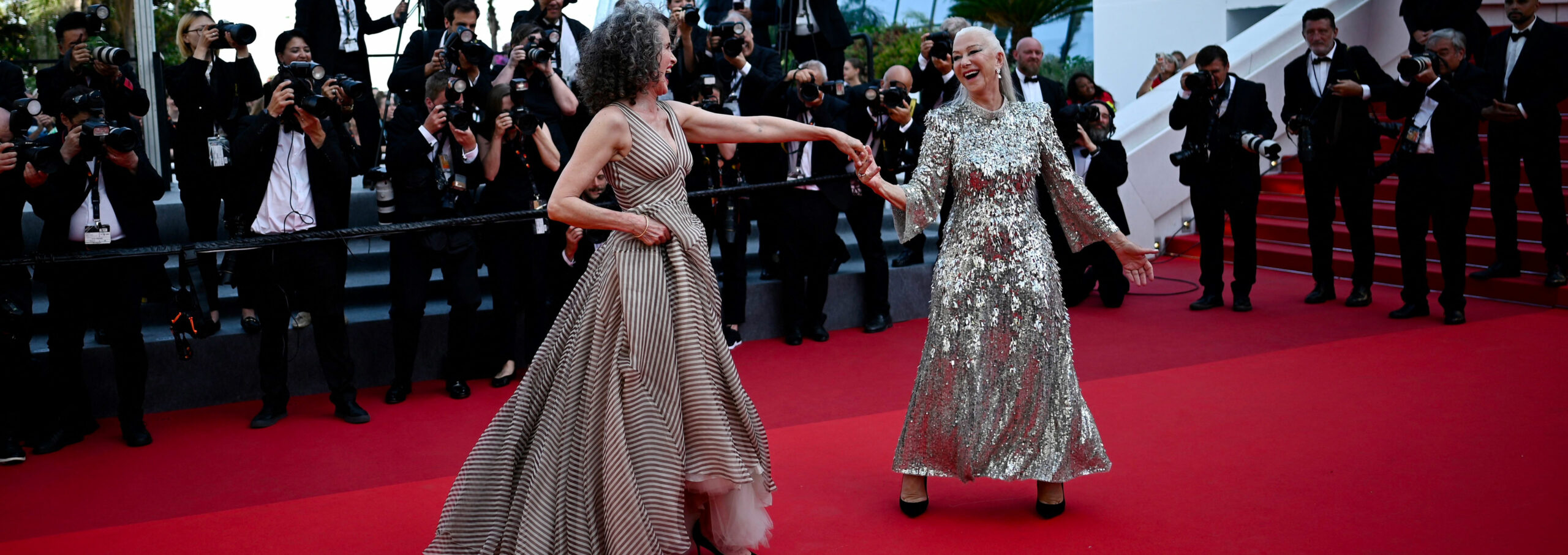 COVER-cannes-red-carpet-DESK