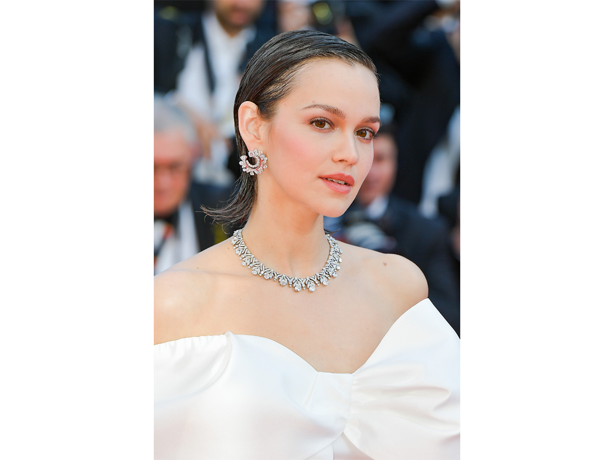 festival-del-cinema-di-cannes-2022-beauty-look-star-red-carpet-04