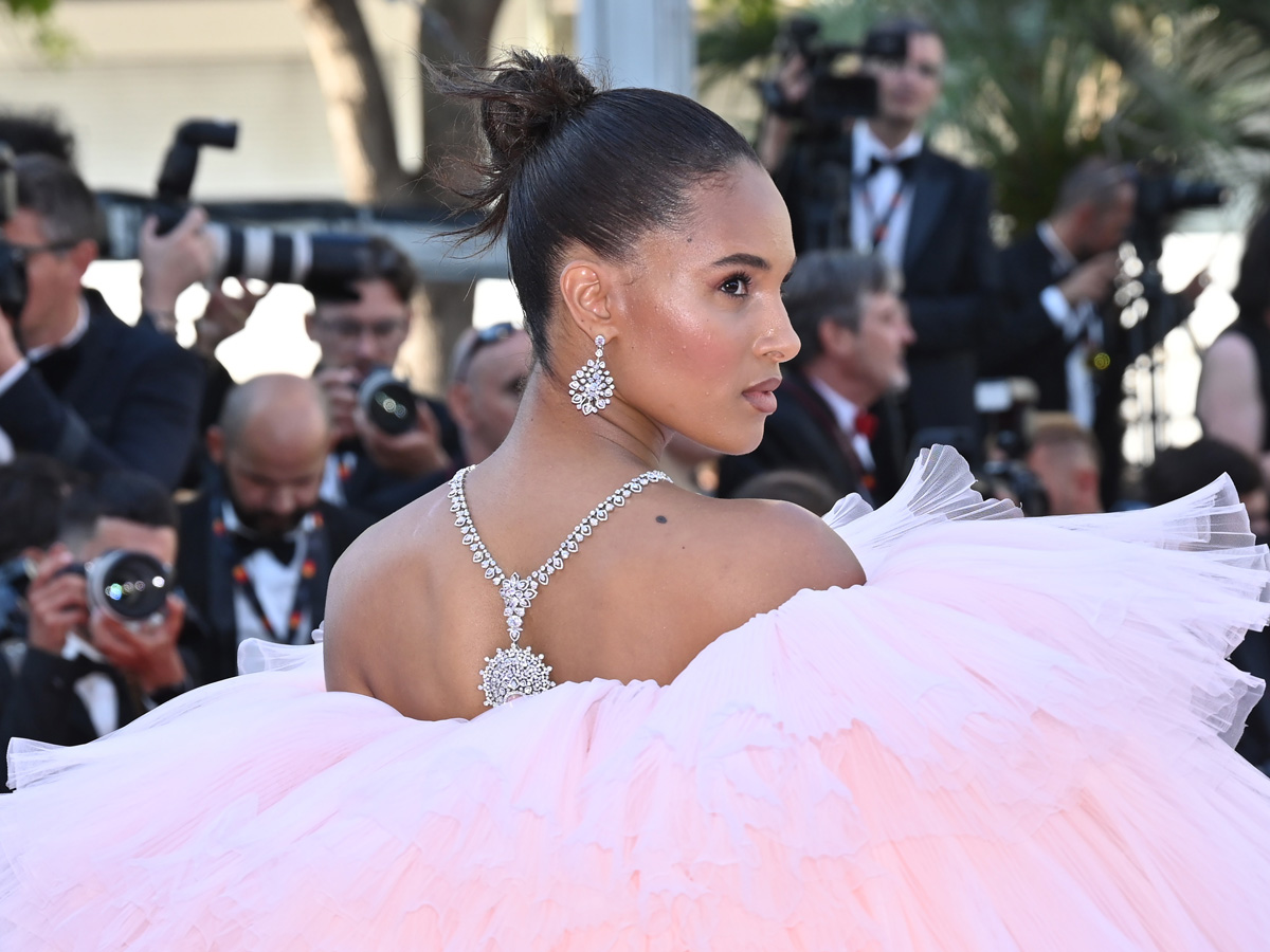 festival-del-cinema-di-cannes-2022-beauty-look-star-red-carpet-22