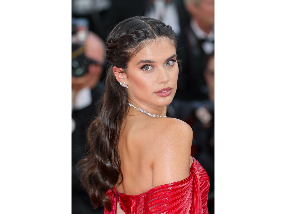 festival-del-cinema-di-cannes-2022-beauty-look-star-red-carpet-45