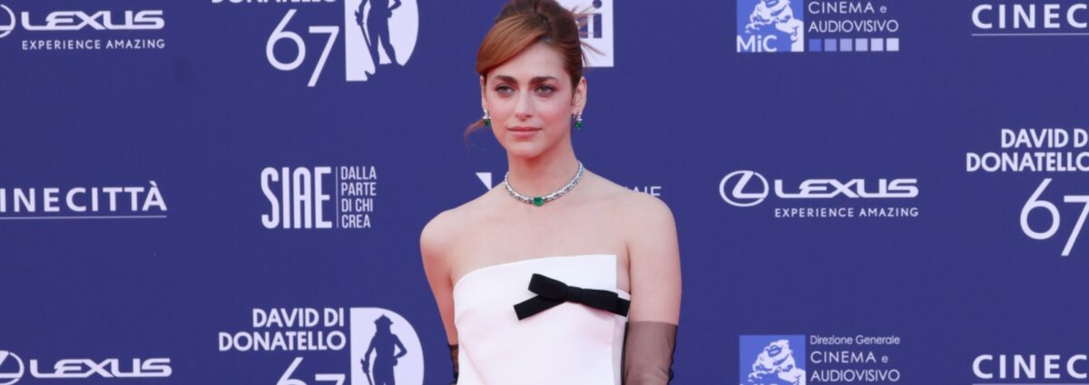 miriam leone david DESK