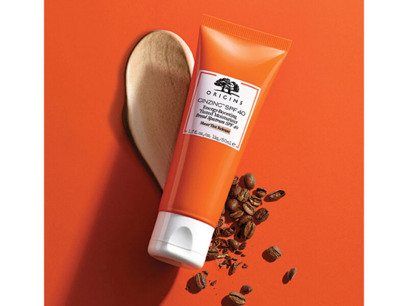 prodotti-make-up-base-viso-luminoso-estate-2022-05