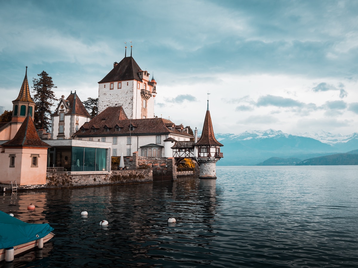 Oberhofen, lago di Thun, Svizzera